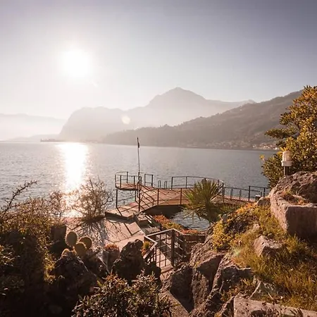 Gaeta Luxury Sleeps 8 Guests * Acquaseria