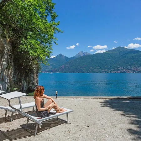 Gaeta Luxury Sleeps 8 Guests