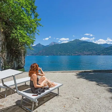 Gaeta Luxury Sleeps 8 Guests