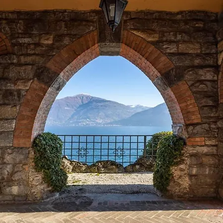 Gaeta Luxury Sleeps 8 Guests Acquaseria