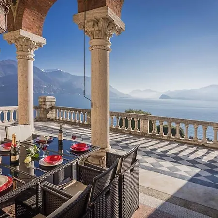 Gaeta Luxury Sleeps 8 Guests *