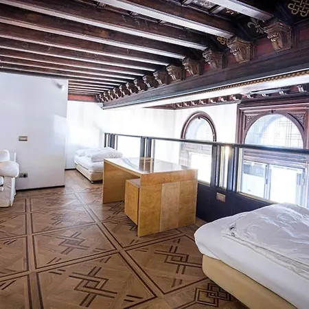 Gaeta Luxury Sleeps 8 Guests *